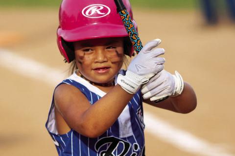 RICE LITTLE LEAGUE GIRLS IN ACTION