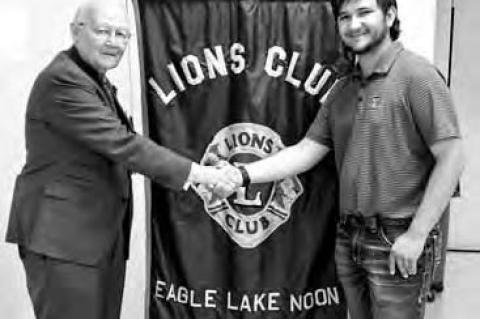 EAGLE LAKE NOON LIONS CLUB PRESENTS AWARDS
