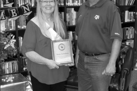 Archuletta retires after 32 years with library