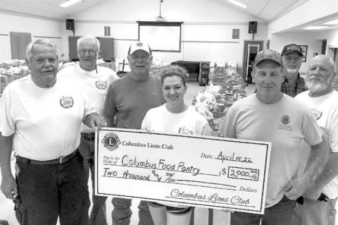 COLUMBUS LIONS DONATE TO FOOD PANTRY