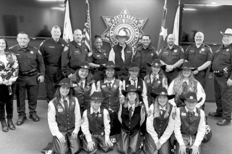 Mounted patrol headed to area for rodeo support