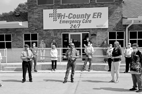 Tri-County ER ties ribbon for grand opening