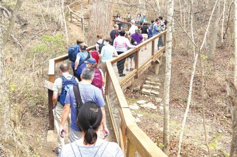 Parks welcome 4,440 hikers