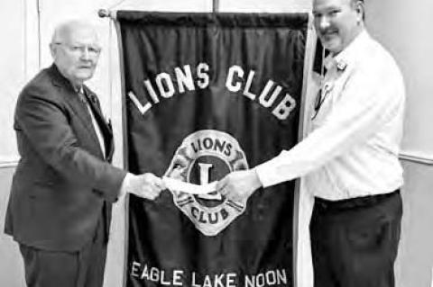 EAGLE LAKE NOON LIONS CLUB PRESENTS AWARDS