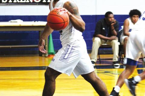 Rice Raiders hoops loses in tight affair