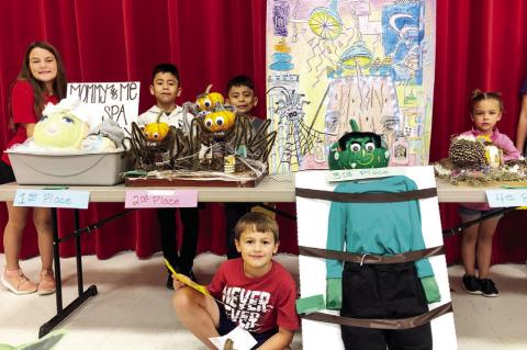 PUMPKIN CONTEST WINNERS AND FAVORITES