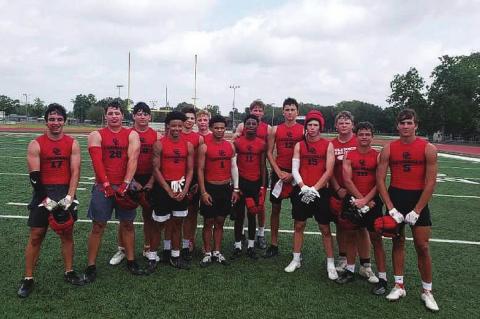 COLUMBUS 7 ON 7 FOOTBALL QUALIFIES FOR STATE