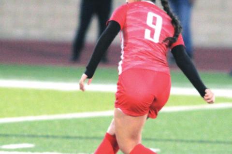 Lady Cards’ soccer secures two wins in Rice tourney