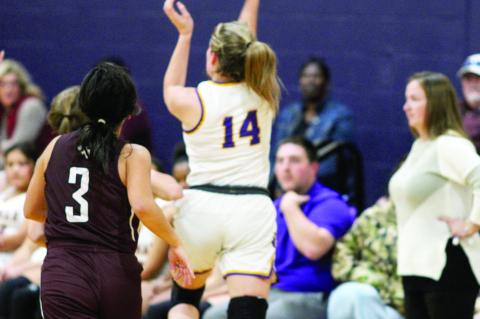 Ladycats winless at tournament