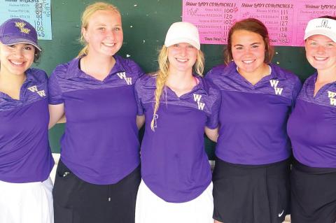 LADYCATS HAVE TWO GOLFERS ADVANCE TO REGIONAL MEET