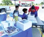 RICE YOUTH SPORTS’ BROOKSHIRE BROTHERS BAKE SALE A SUCCESS
